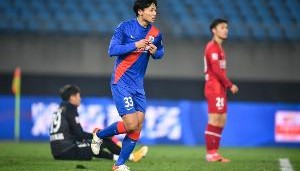 媒体人：申花角球绝对是阿森纳真传，变化路数像打出的争议也像